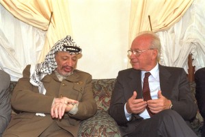 Yasser Arafat and Yitzhak Rabin, 1994 © Government Press Office | Wikimedia Commons