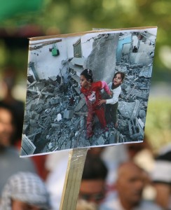 Demonstration against Israeli war on Gaza, Oslo July 25, 2014 (cropped) © GGAADD | Flickr 