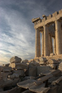 The Parthenon, in Athens, a temple to Athena (view from the south) © Thermos | Wikimedia Commons