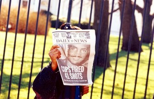 Amadou Diallo Anti-Police Brutality Protest March in front of the White House, Feb. 15, 1999 © Elvert Barnes | Flickr