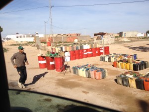 Smuggled gas sold along the road in the Mednine governorate, Jan 4, 2016 © Benoit Challand | Coutesy of the author