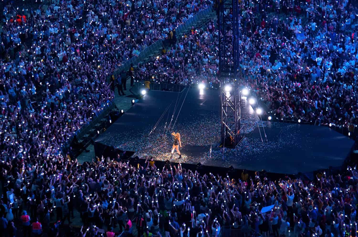 Photography of Taylor Swift in concert at Wembley Stadium on June 23, 2018 | Christian Bertrand