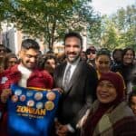 A Mayor Who Promises the Moon